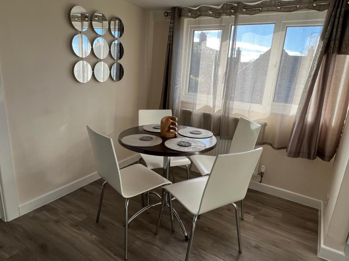Ferienwohnung Edge Of Glastonbury And Street Town Centre, 2Bd Apt With Parking Exterior foto